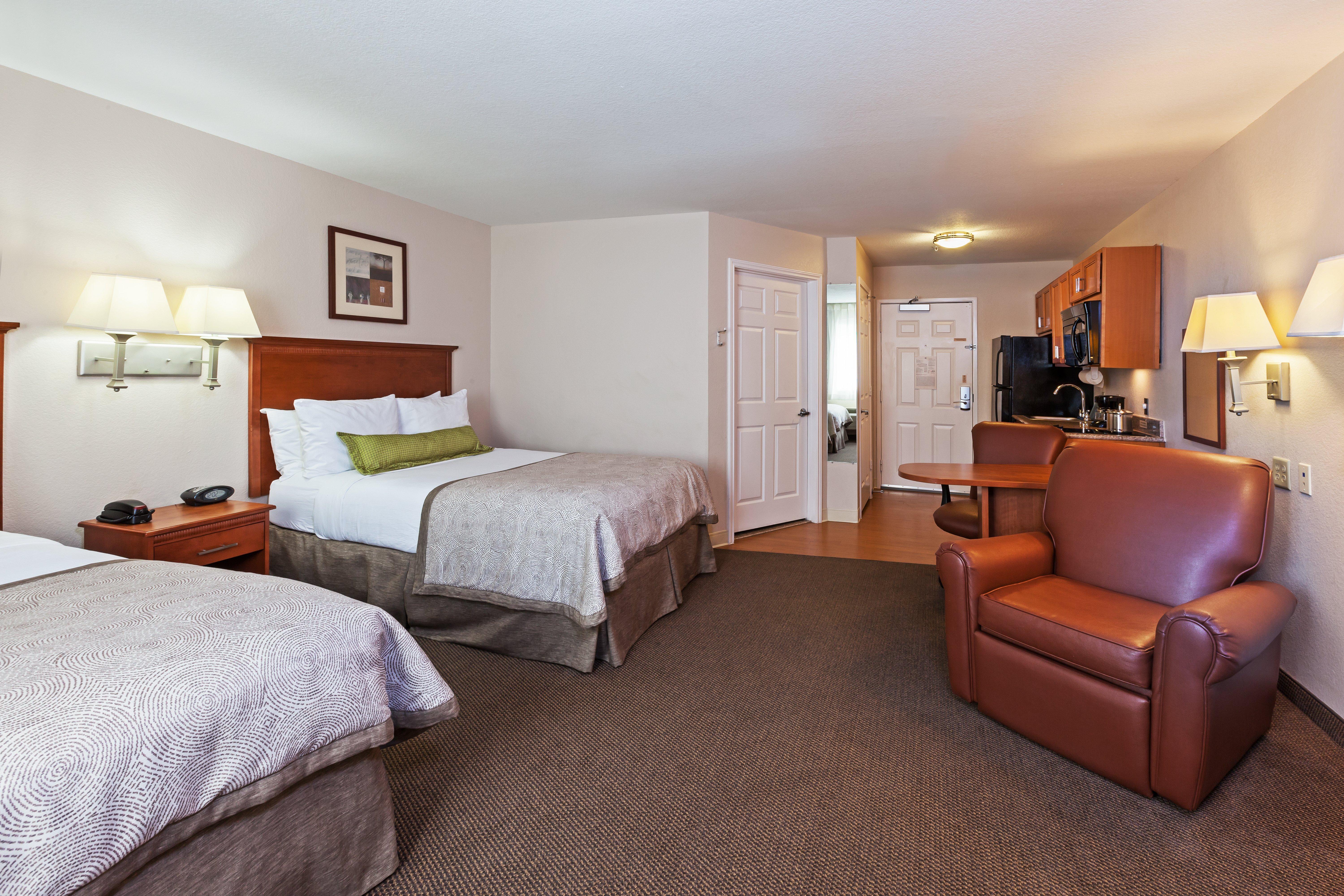 Candlewood Suites Pearland By Ihg Exterior photo